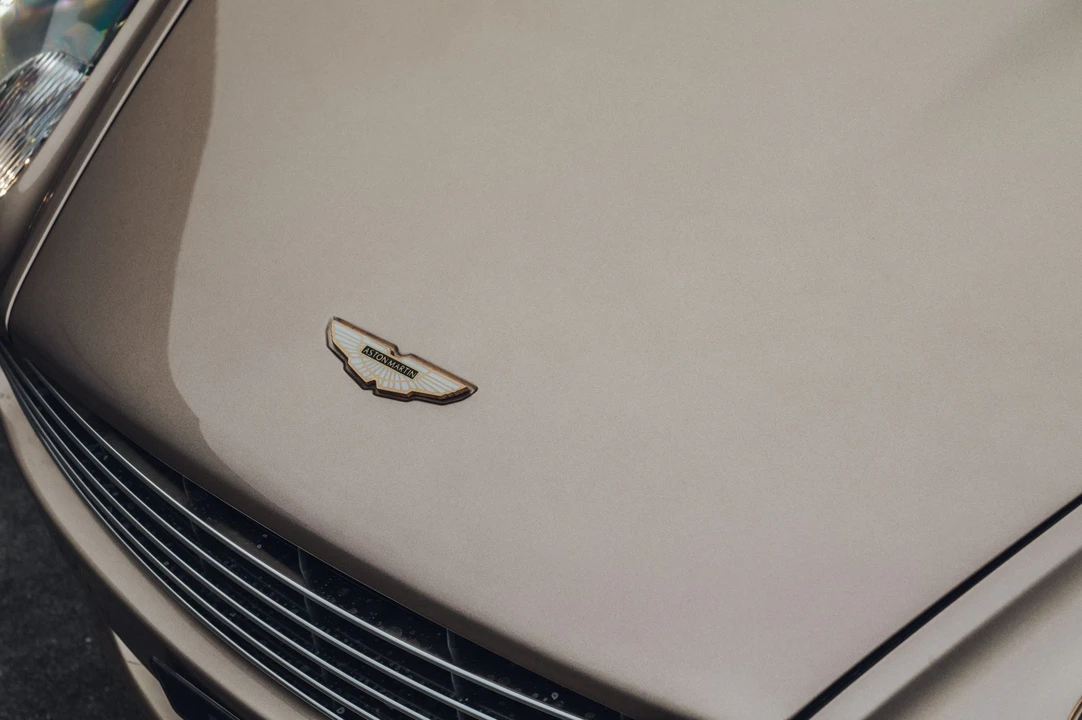 2010 Aston Martin DB9 - Image 30 of 31