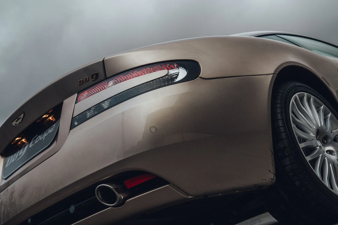 2010 Aston Martin DB9 - Image 26 of 31