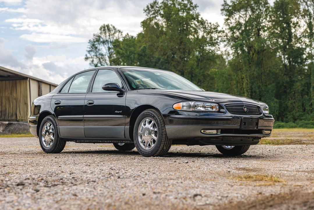 1997 Buick Regal - Image 11 of 31