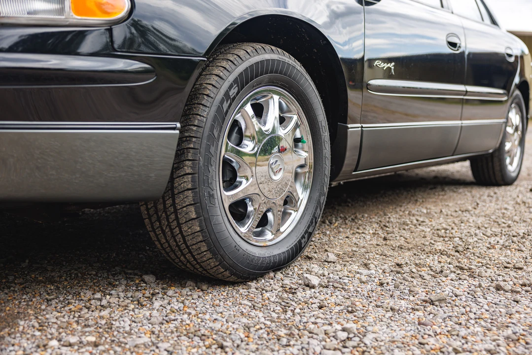 1997 Buick Regal - Image 23 of 31
