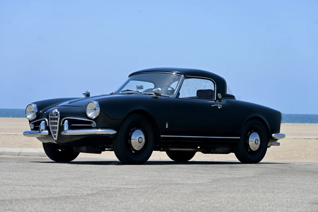 1957 Alfa Romeo Giulietta - Image 5 of 31