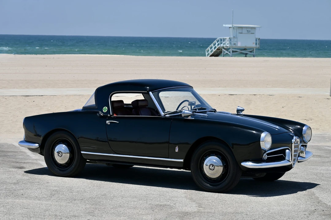 1957 Alfa Romeo Giulietta - Image 22 of 31