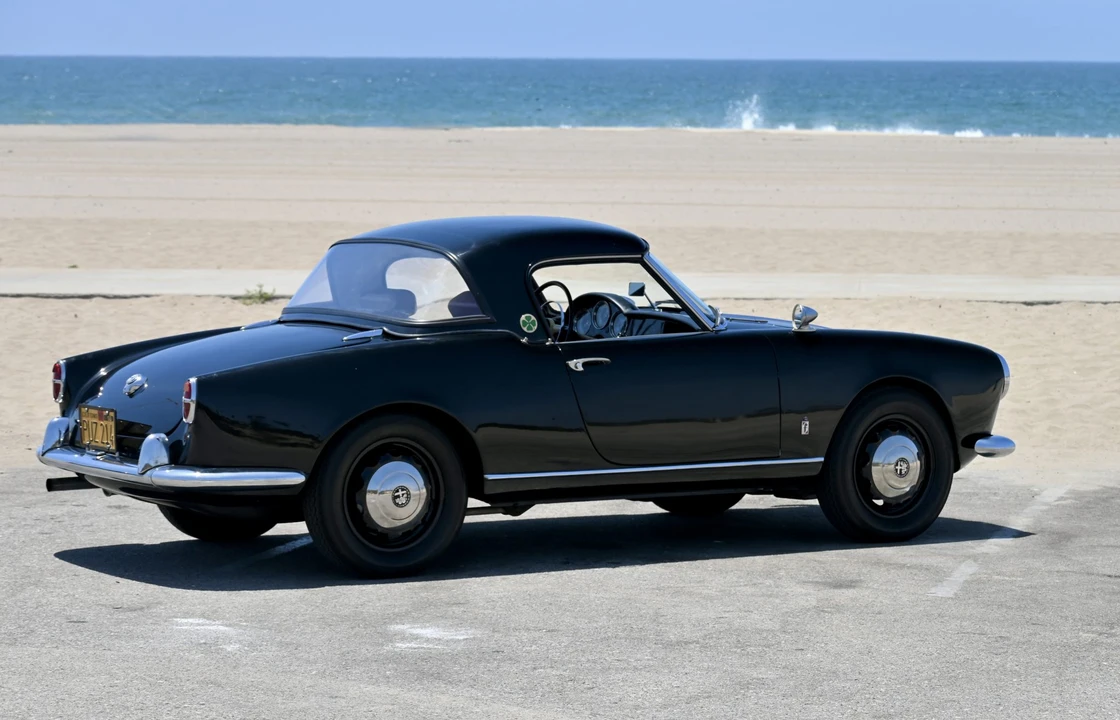 1957 Alfa Romeo Giulietta - Image 30 of 31