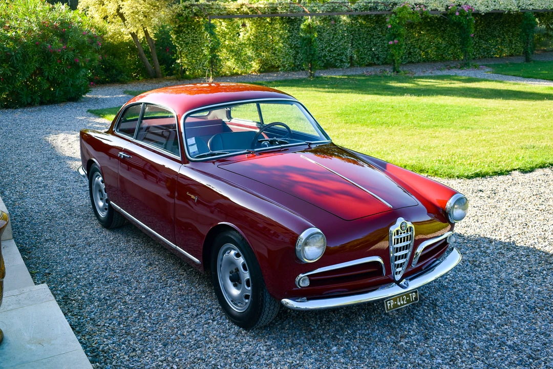1957 Alfa Romeo Giulietta - Image 11 of 31