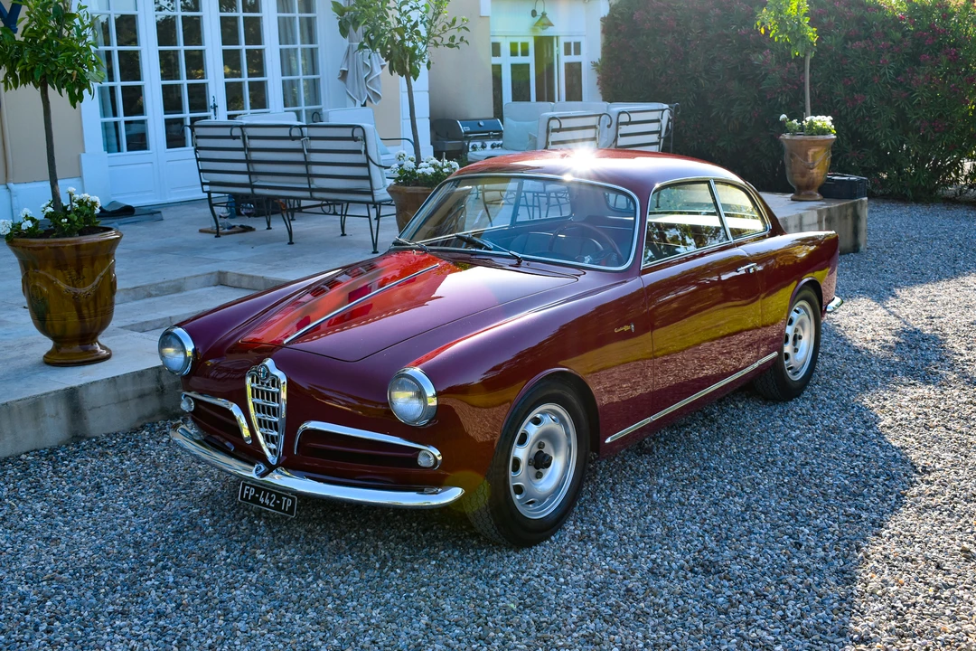 1957 Alfa Romeo Giulietta - Image 6 of 31