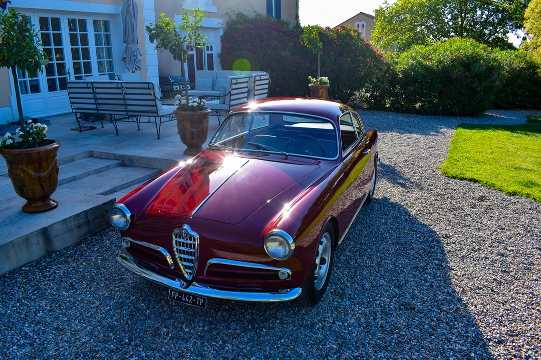 1957 Alfa Romeo Giulietta - Image 7 of 31