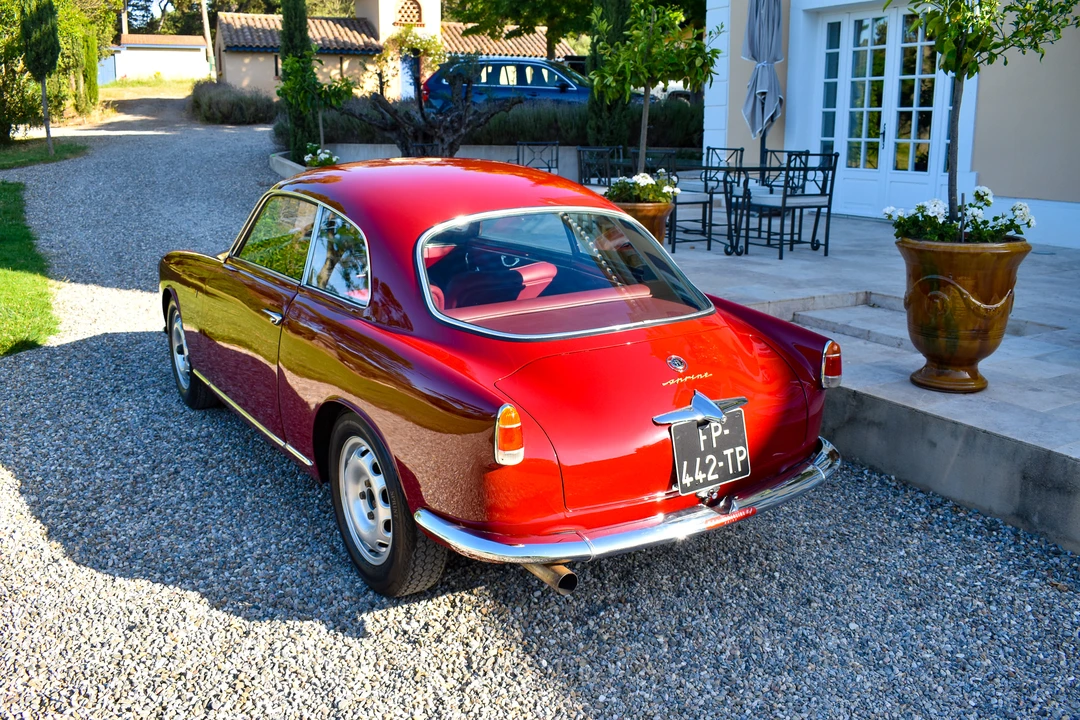 1957 Alfa Romeo Giulietta - Image 19 of 31