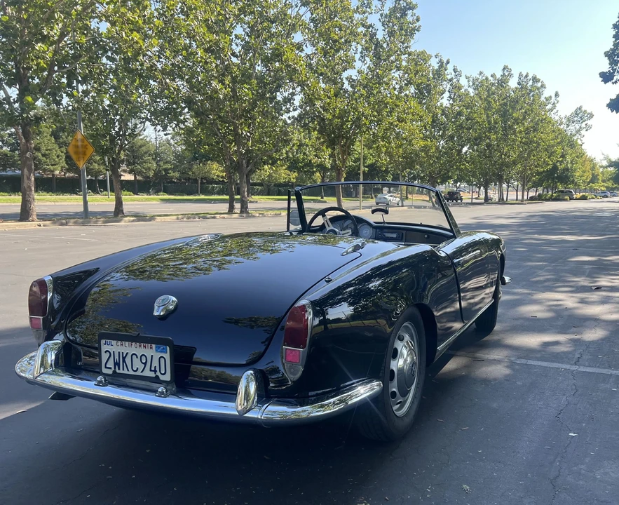 1965 Alfa Romeo Giulietta - Image 12 of 31