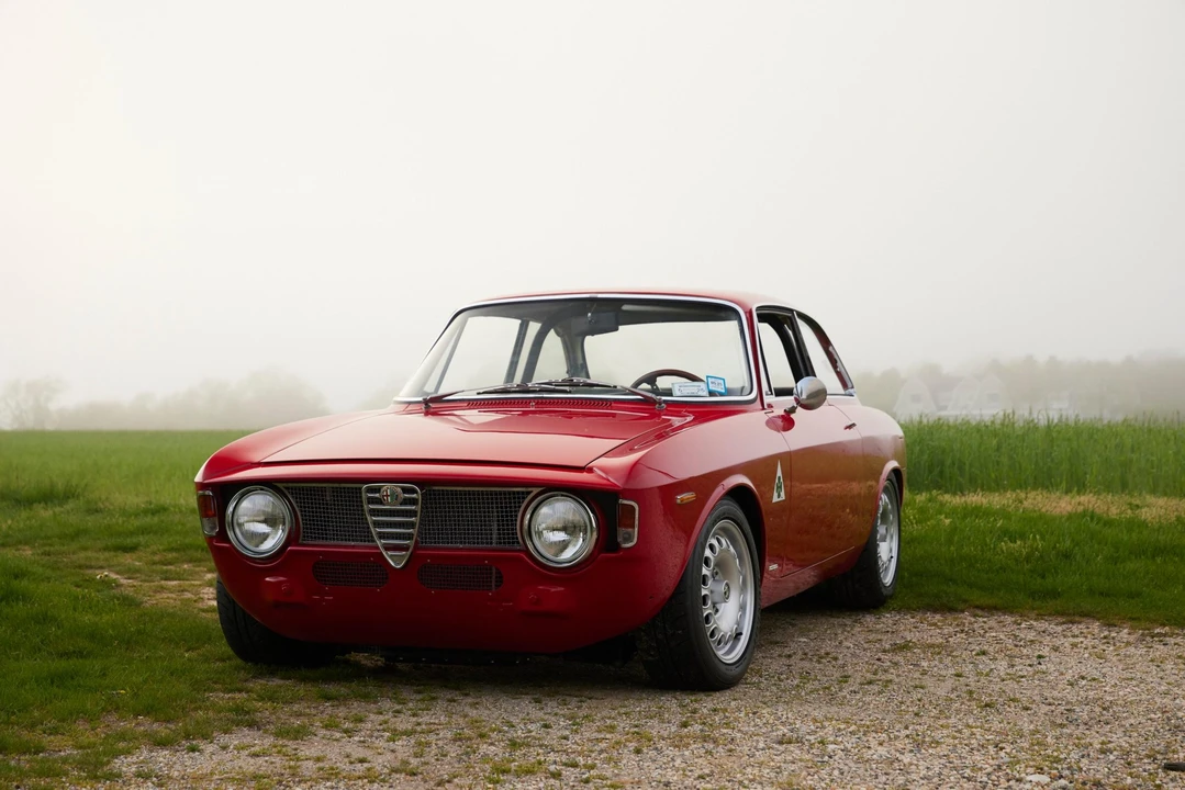 1965 Alfa Romeo Giulia Sprint GT - Image 9 of 31
