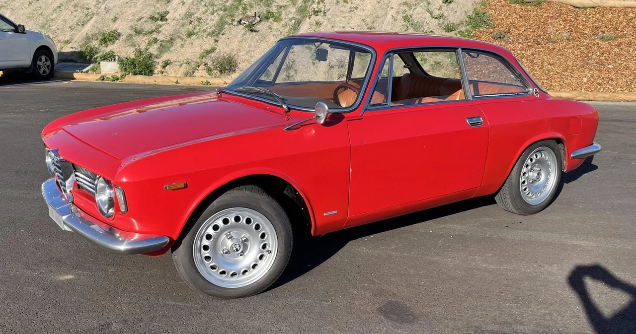 1966 Alfa Romeo Giulia Sprint GT Veloce - Image 8 of 31