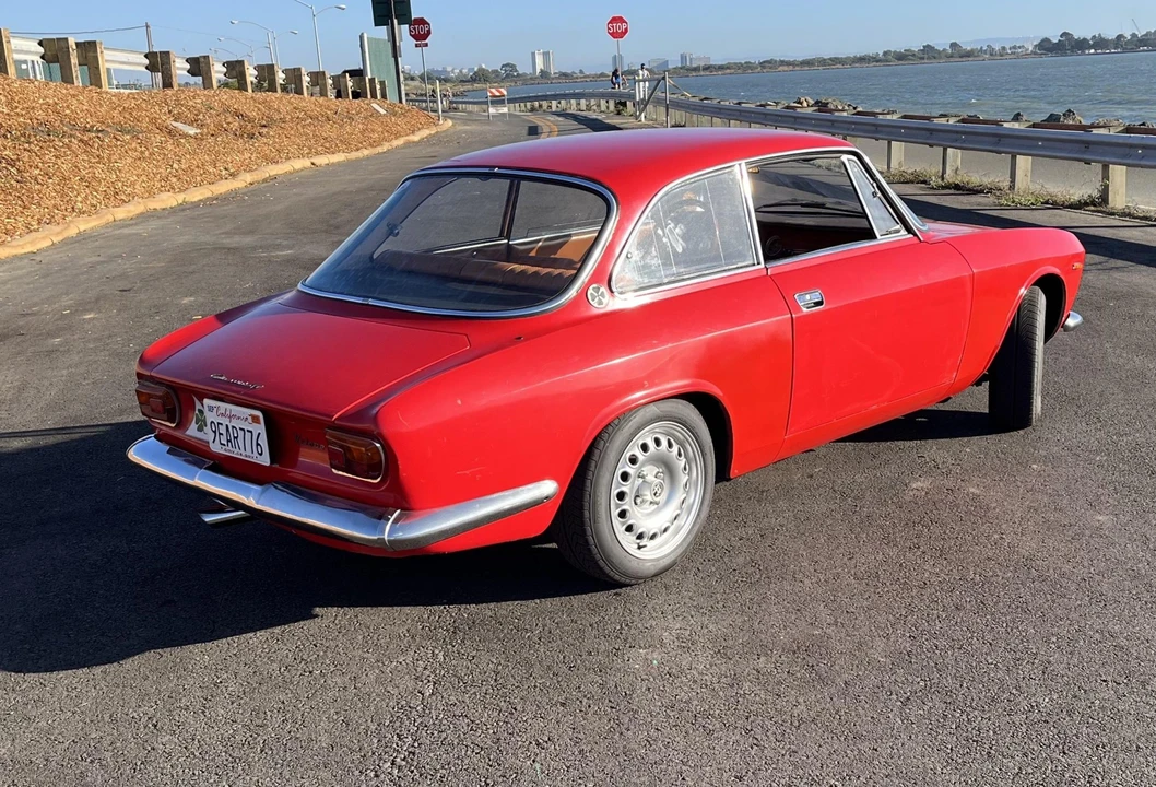 1966 Alfa Romeo Giulia Sprint GT Veloce - Image 14 of 31