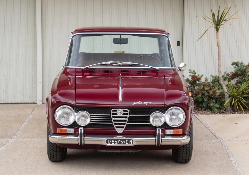 1968 Alfa Romeo 1750 GT Veloce - Image 22 of 31