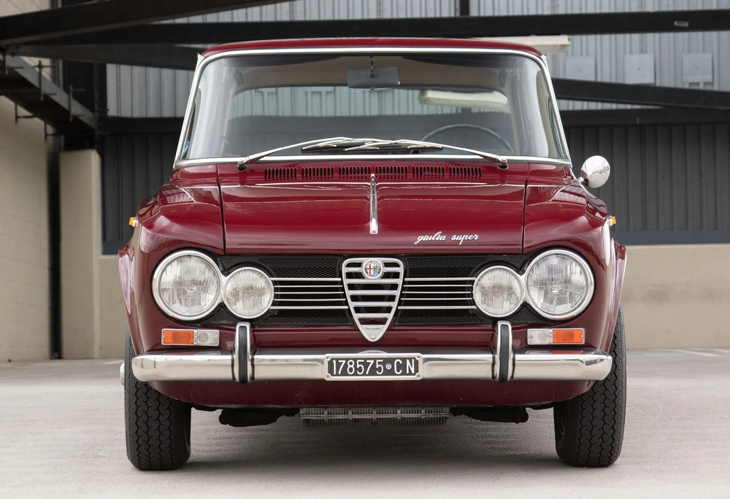 1968 Alfa Romeo 1750 GT Veloce - Image 23 of 31
