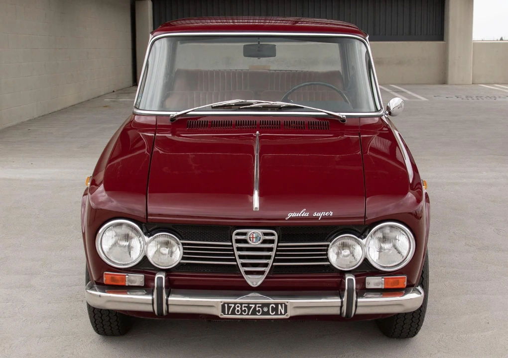 1968 Alfa Romeo 1750 GT Veloce - Image 24 of 31