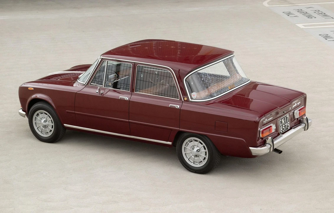 1968 Alfa Romeo 1750 GT Veloce - Image 10 of 31