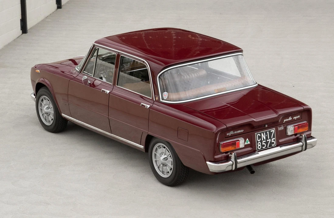 1968 Alfa Romeo 1750 GT Veloce - Image 11 of 31