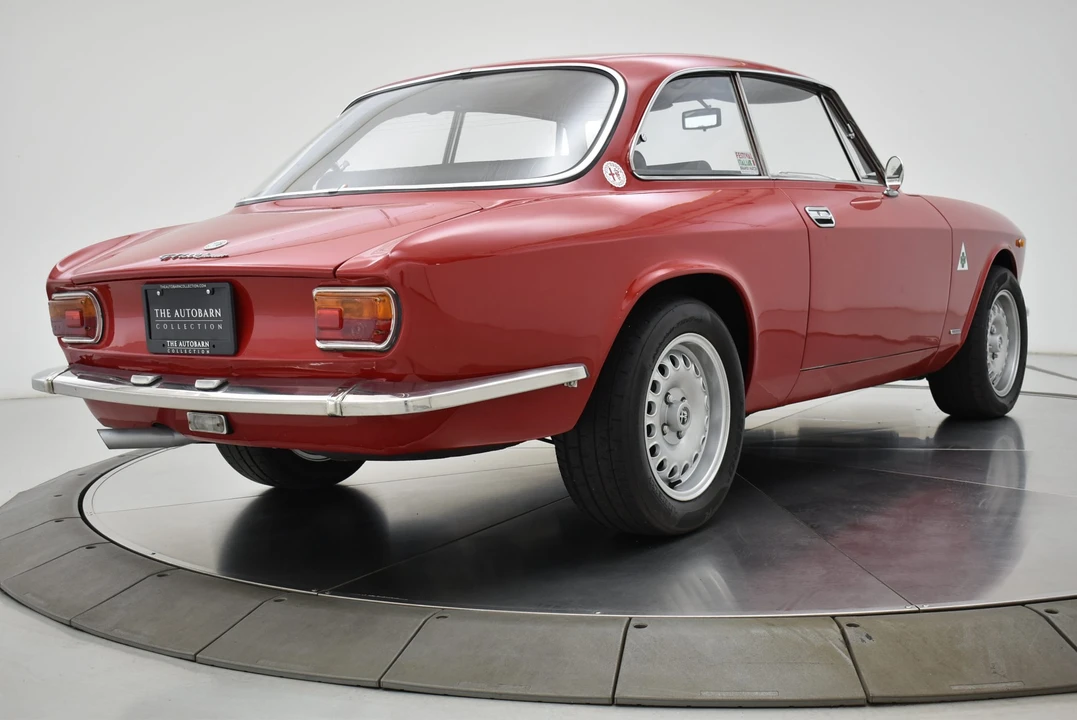 1972 Alfa Romeo GT 1300 Junior - Image 21 of 31
