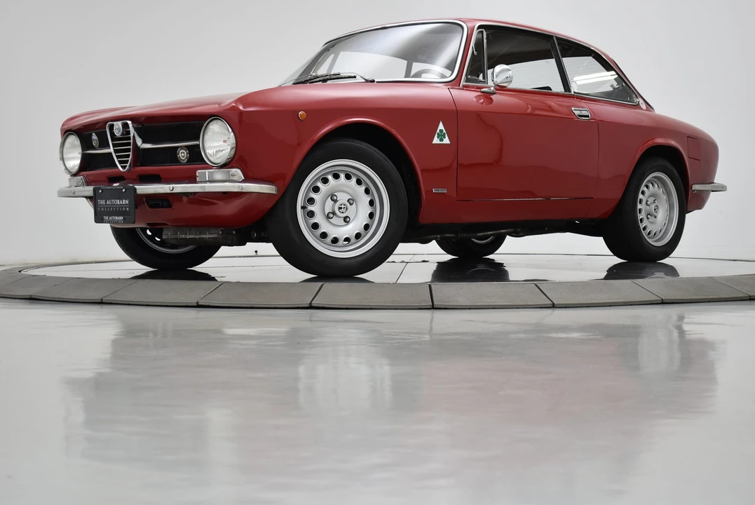 1972 Alfa Romeo GT 1300 Junior - Image 2 of 31