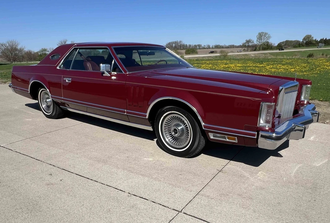 1979 Lincoln Continental Mark V - Image 8 of 31
