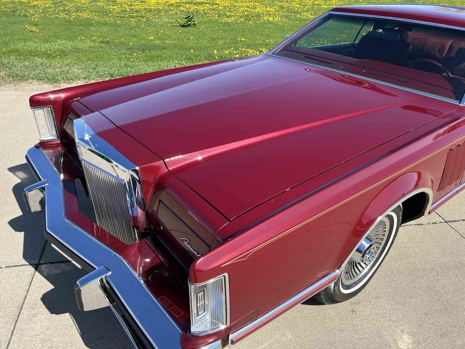 1979 Lincoln Continental Mark V - Image 16 of 31