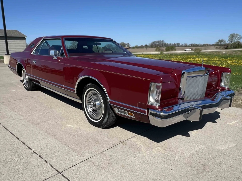 1979 Lincoln Continental Mark V - Image 9 of 31