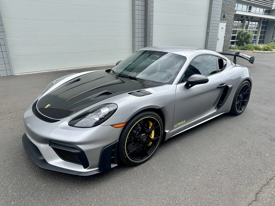2024 Porsche 718 Cayman GT4 RS - Image 2 of 31