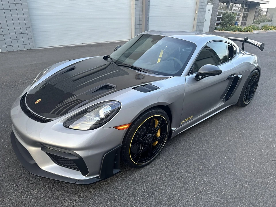 2024 Porsche 718 Cayman GT4 RS - Image 29 of 31