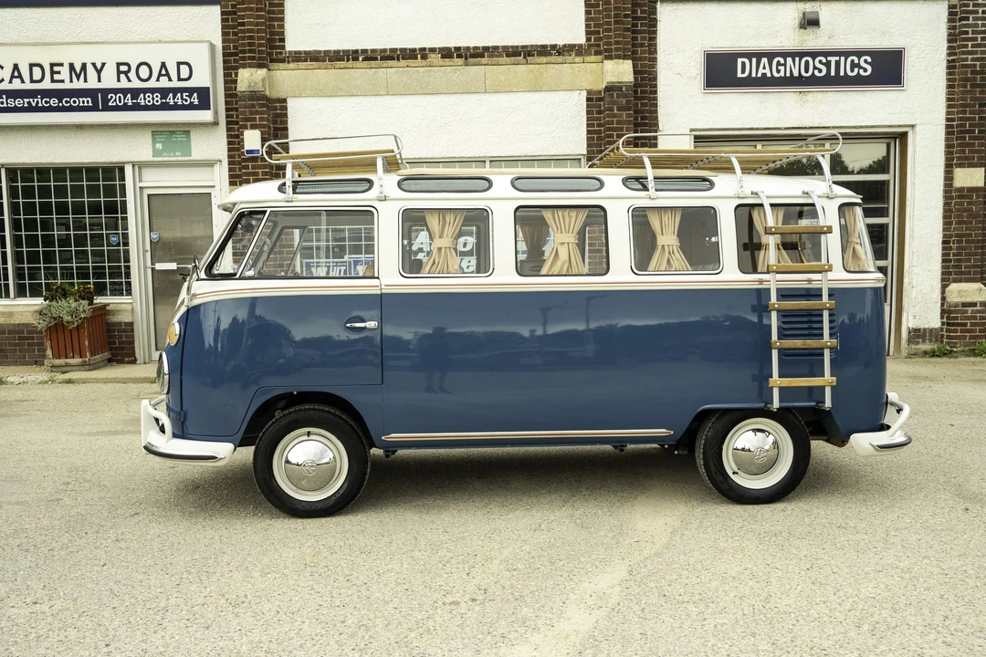 1975 Volkswagen Split-Window Bus - Image 7 of 31