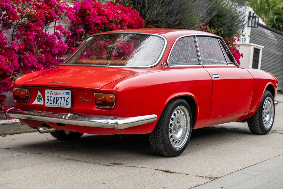 1966 Alfa Romeo Giulia Sprint GT Veloce - Image 5 of 31