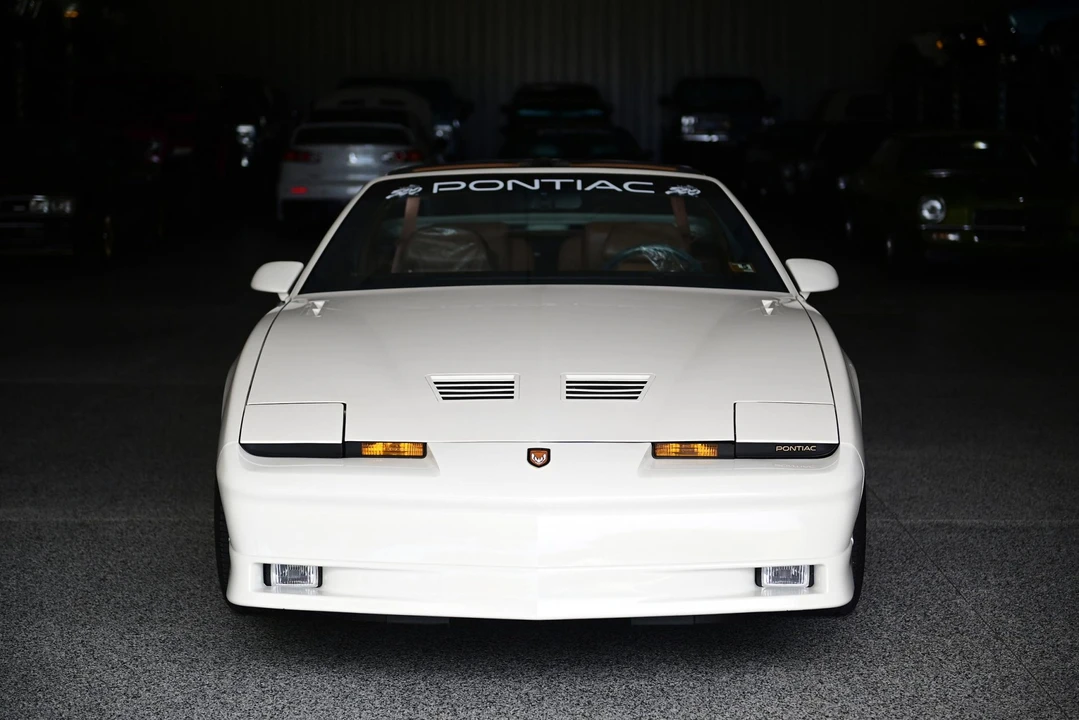 1989 Pontiac Firebird Trans Am 3rd Gen - Image 30 of 31