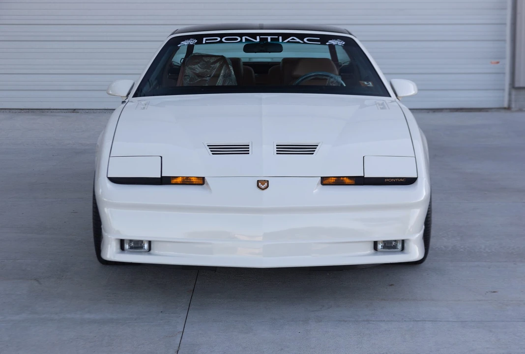 1989 Pontiac Firebird Trans Am 3rd Gen - Image 5 of 31