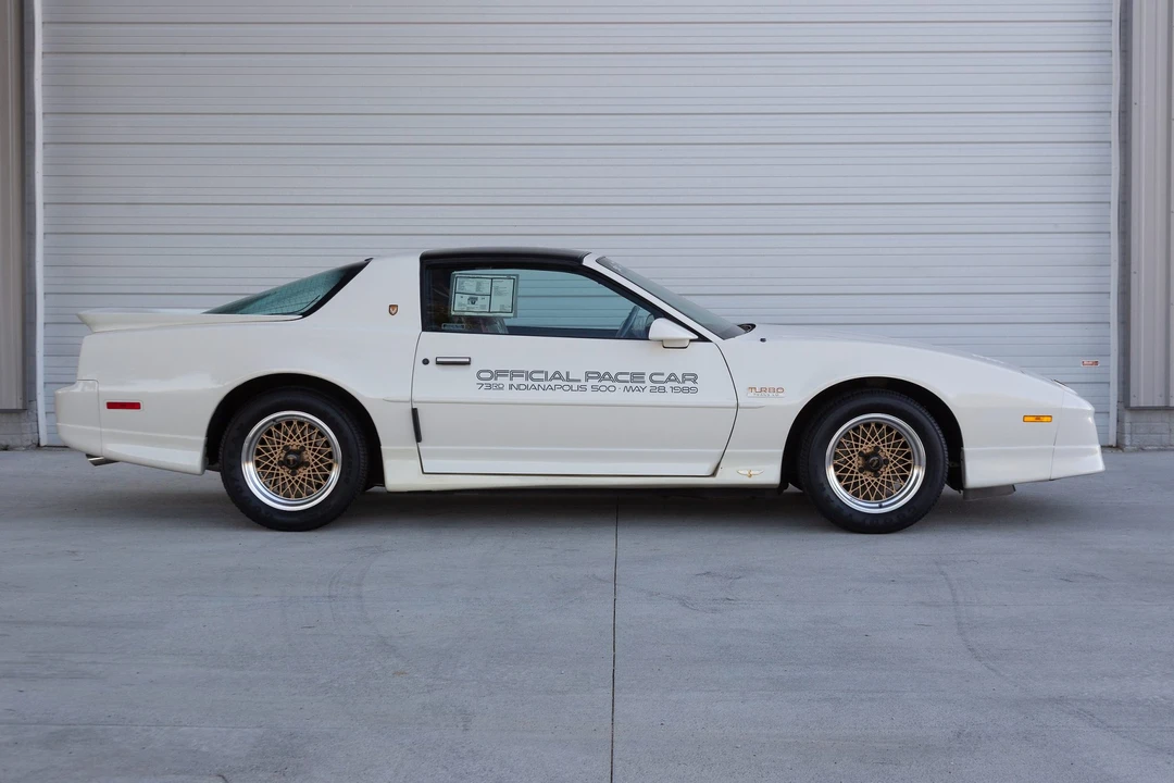 1989 Pontiac Firebird Trans Am 3rd Gen - Image 12 of 31