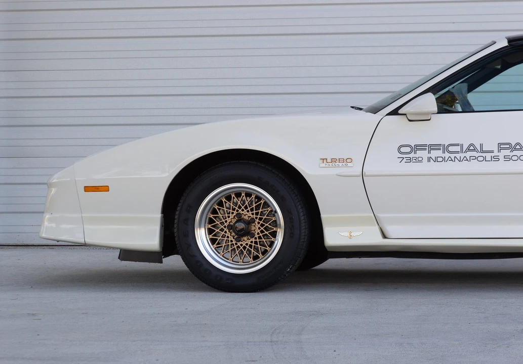 1989 Pontiac Firebird Trans Am 3rd Gen - Image 26 of 31
