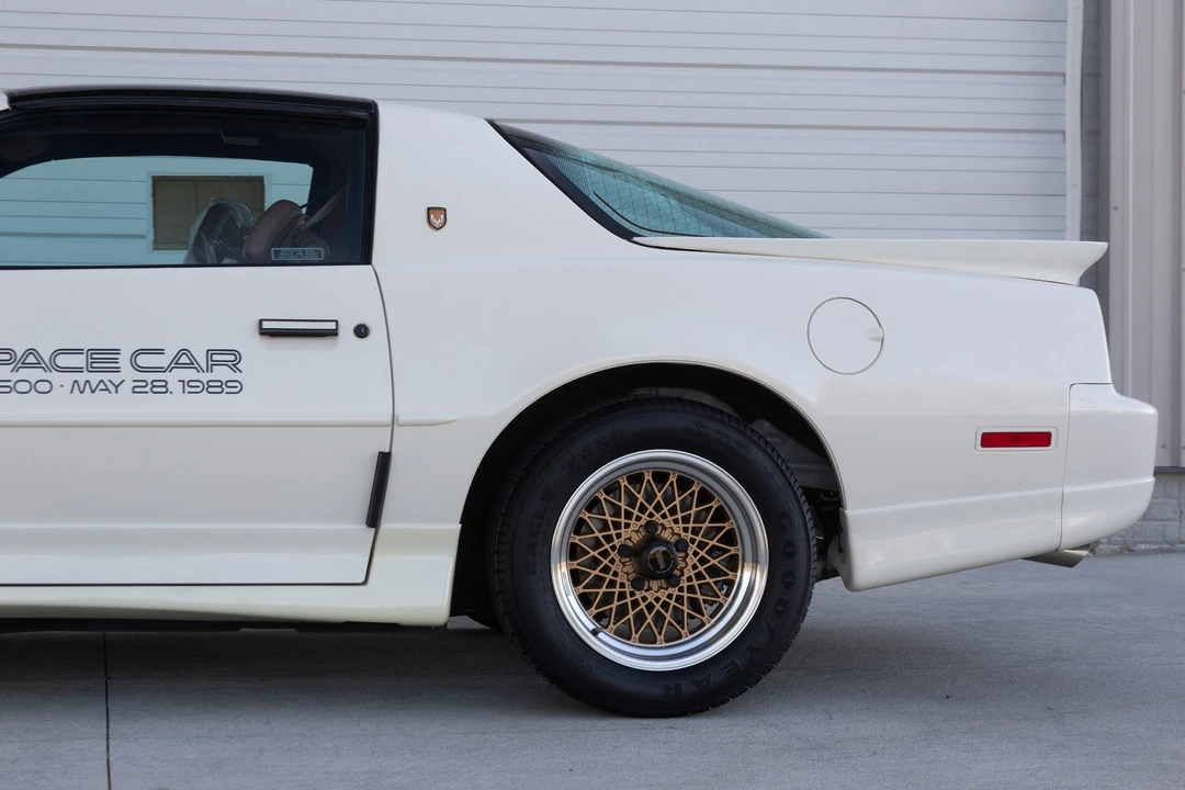 1989 Pontiac Firebird Trans Am 3rd Gen - Image 28 of 31