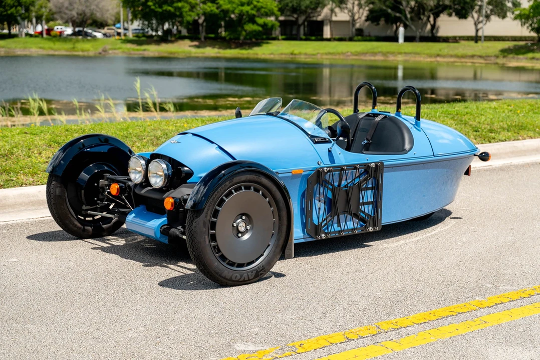 2023 Morgan Super 3 - Image 3 of 31