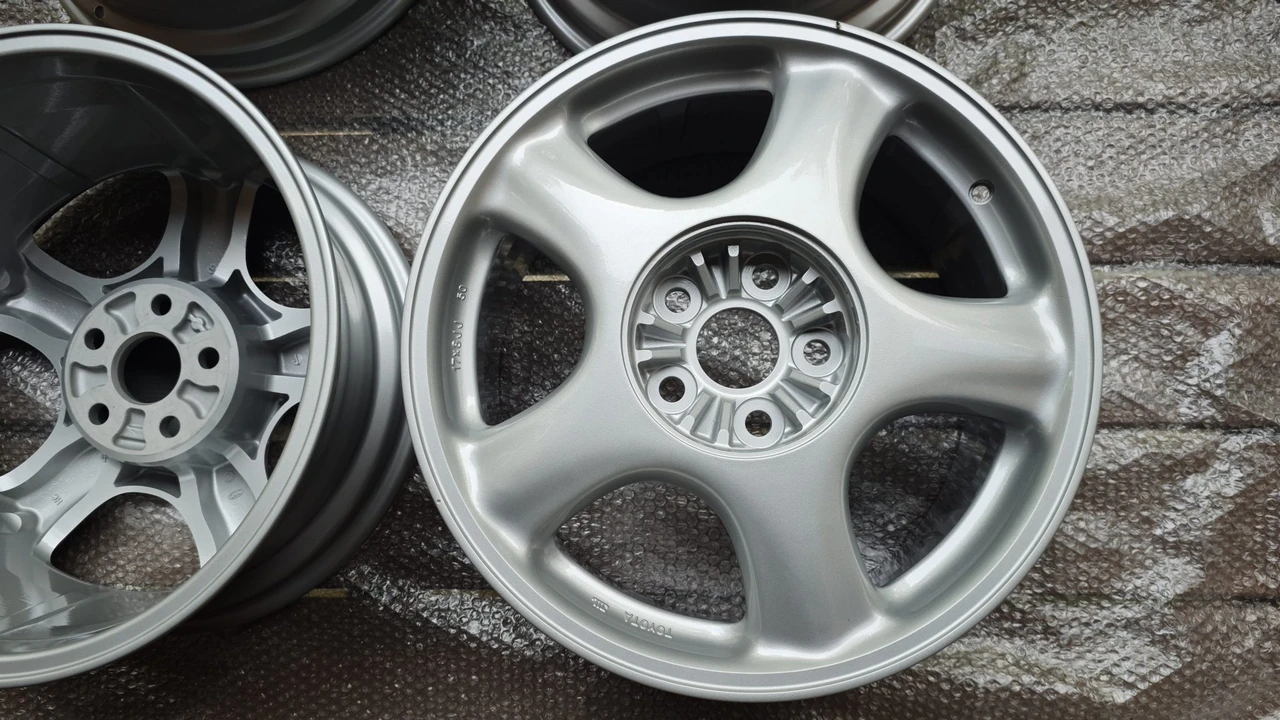 Parts & Memorabilia Other Wheels - Image 23 of 31