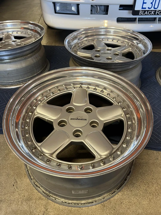 Parts & Memorabilia Other Wheels - Image 12 of 31