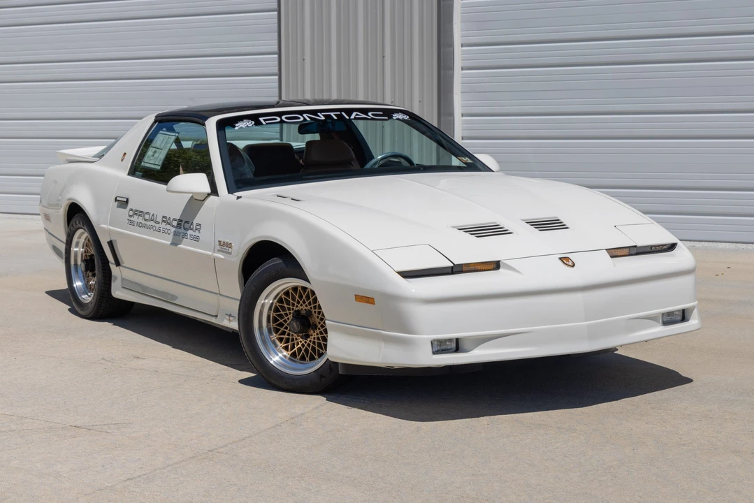1989 Pontiac Firebird Trans Am 3rd Gen - Image 21 of 31