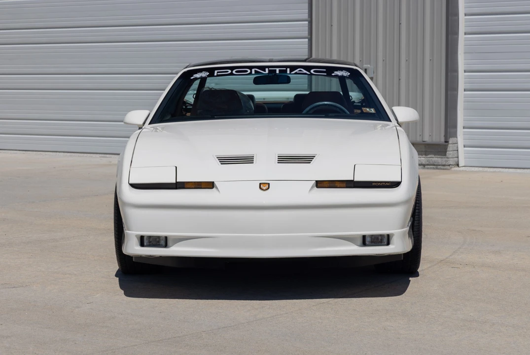 1989 Pontiac Firebird Trans Am 3rd Gen - Image 22 of 31