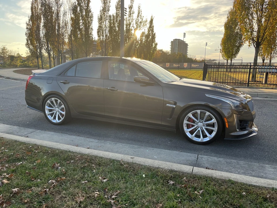 2019 Cadillac CTS-V 3rd Gen - Image 10 of 31