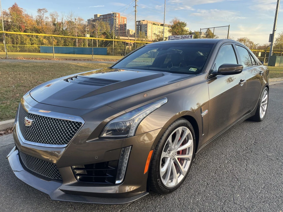 2019 Cadillac CTS-V 3rd Gen - Image 2 of 31