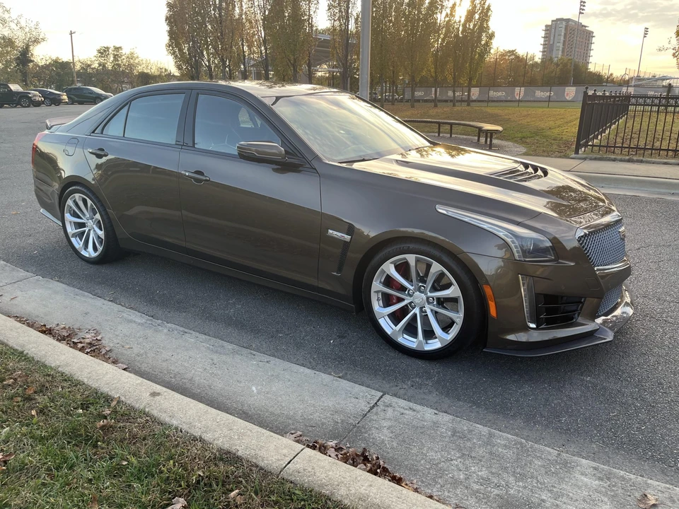 2019 Cadillac CTS-V 3rd Gen - Image 9 of 31