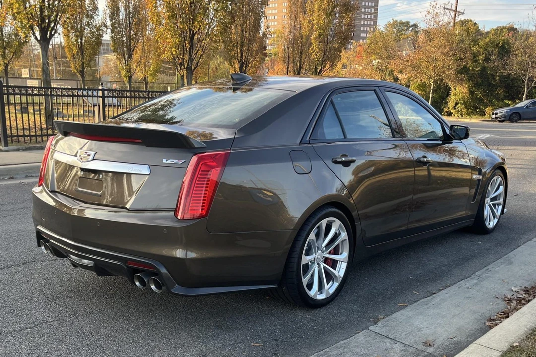 2019 Cadillac CTS-V 3rd Gen - Image 16 of 31