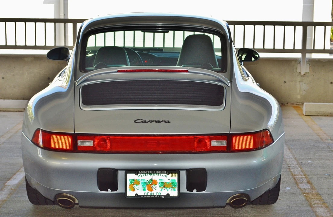 1995 Porsche 993 Carrera - Image 12 of 31