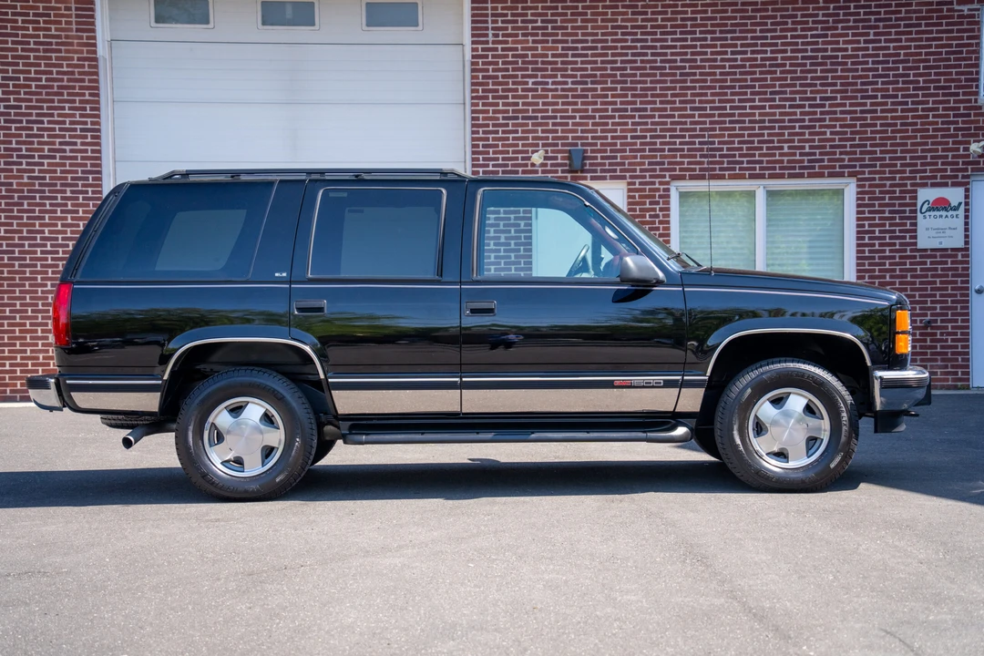 1999 GMC Yukon 1st Gen - Image 21 of 31