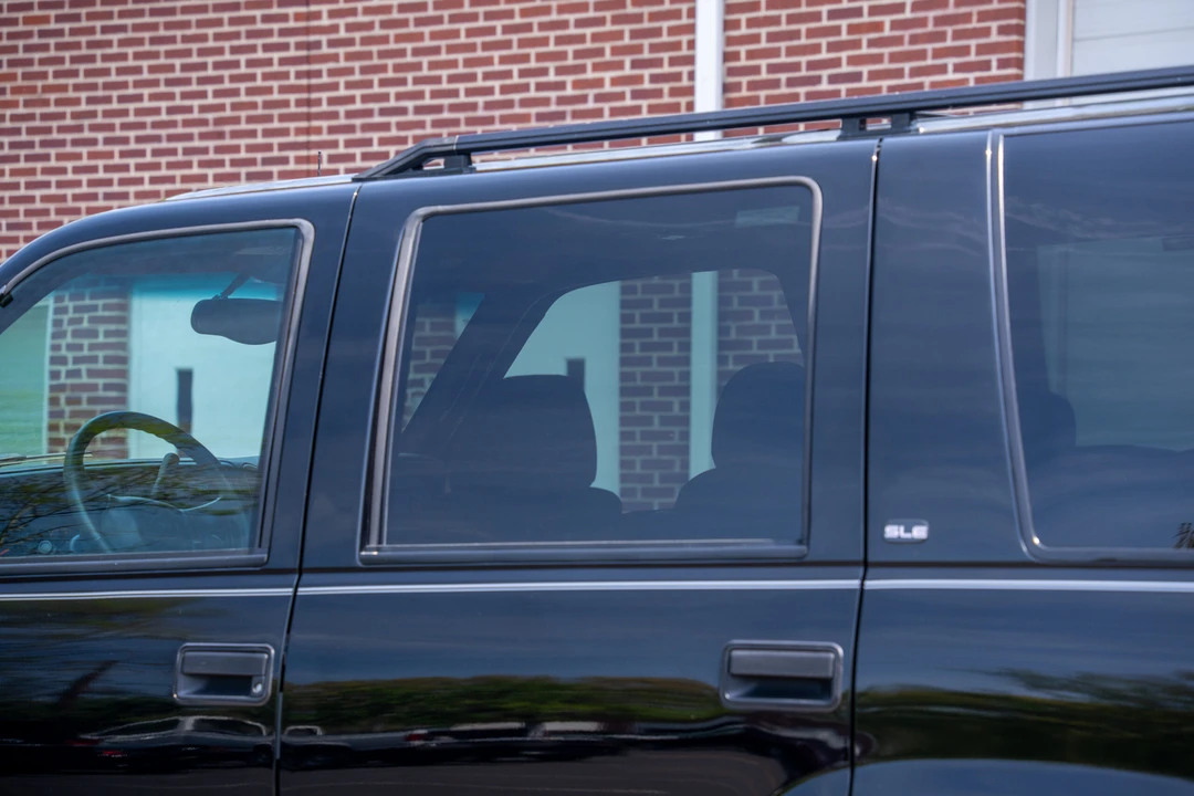 1999 GMC Yukon 1st Gen - Image 31 of 31