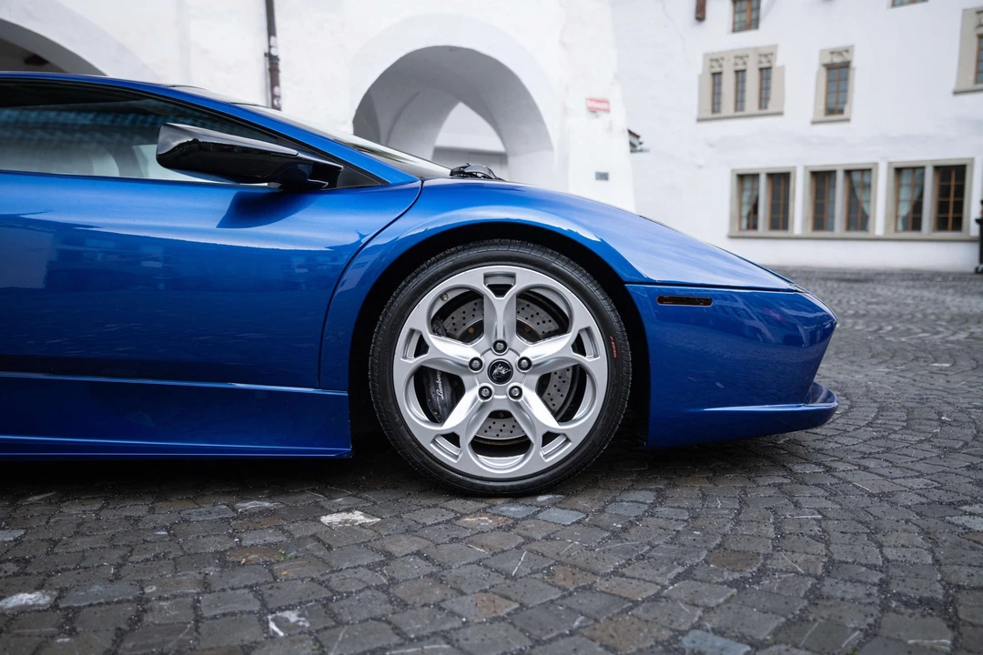 2002 Lamborghini Murcielago - Image 19 of 31
