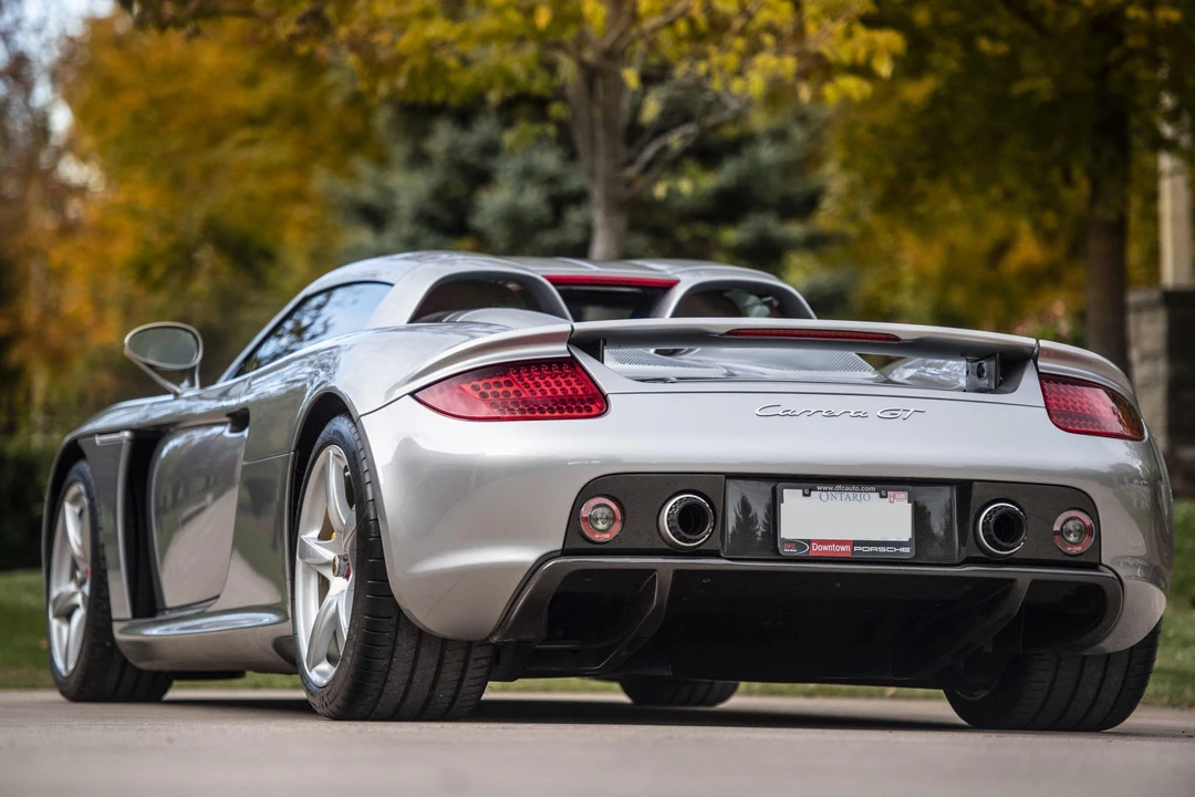 2005 Porsche Carrera GT - Image 8 of 31
