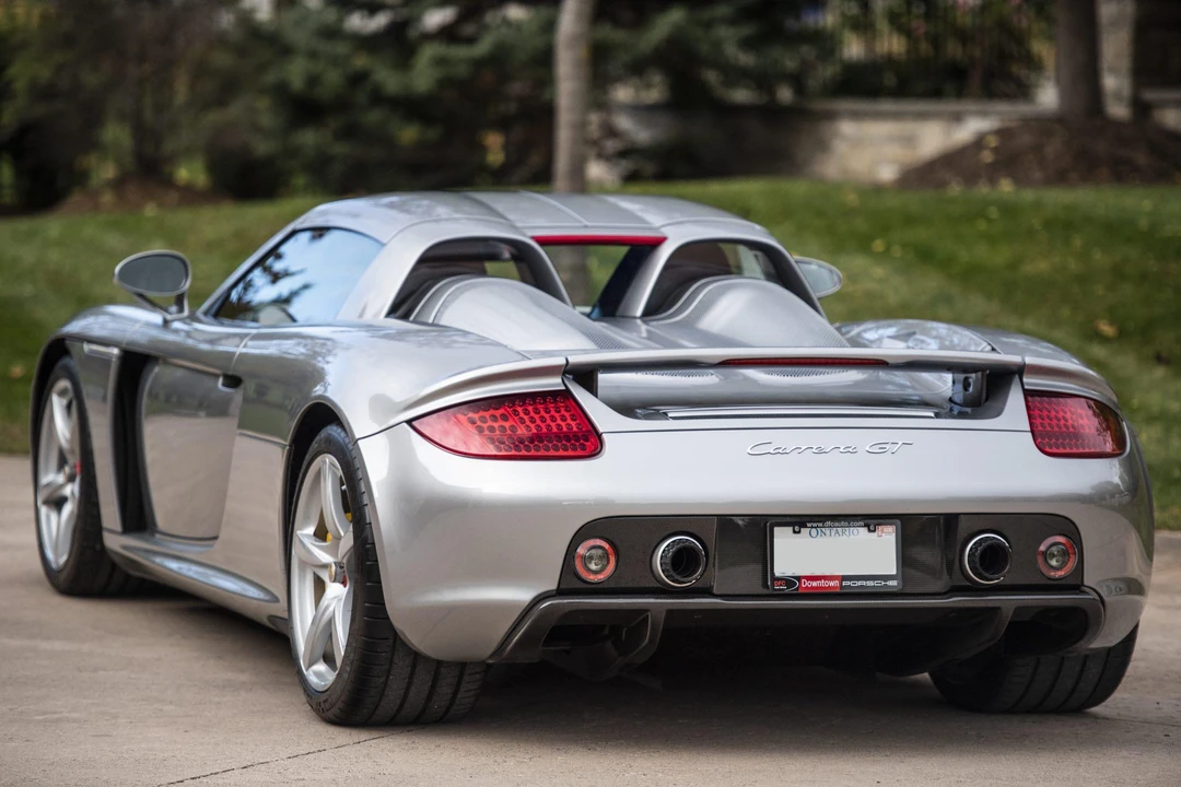 2005 Porsche Carrera GT - Image 7 of 31