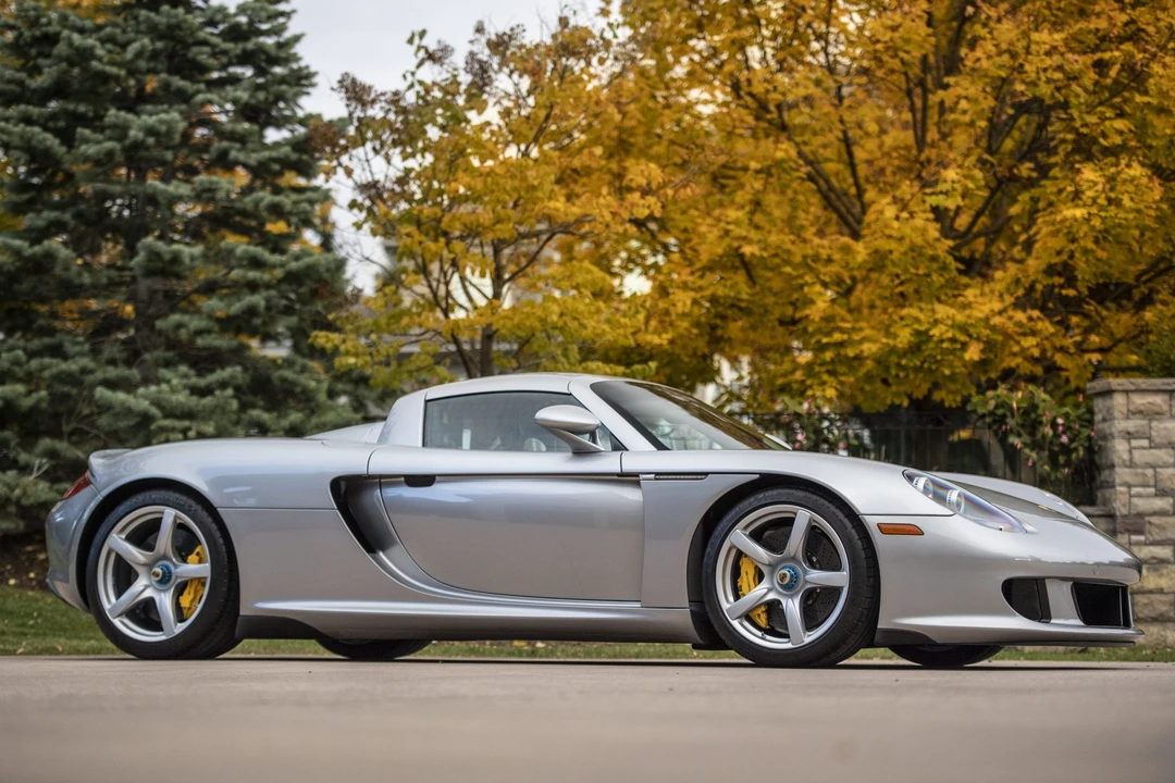 2005 Porsche Carrera GT - Image 15 of 31